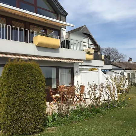 Strandnahe Mit Terrasse Rettin