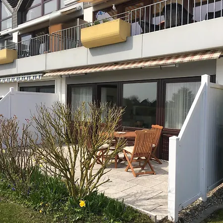 Strandnahe Mit Terrasse Appartement Rettin